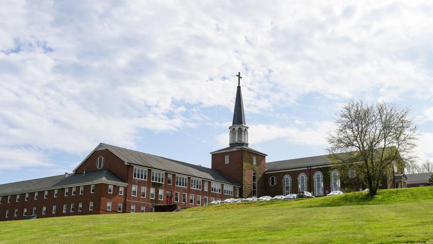 The Gordon-Conwell Theological Seminary campus in Hamilton announced a sale of its 100-plus acre property to move closer to Boston.