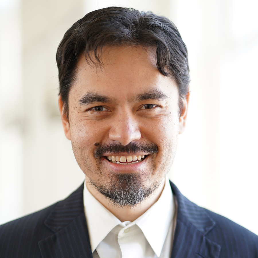 Dr. Davi Ribeiro Lin headshot
